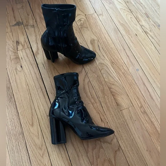 Louis Vuitton Black Patent Leather Ankle Boots - Picture 1 of 4